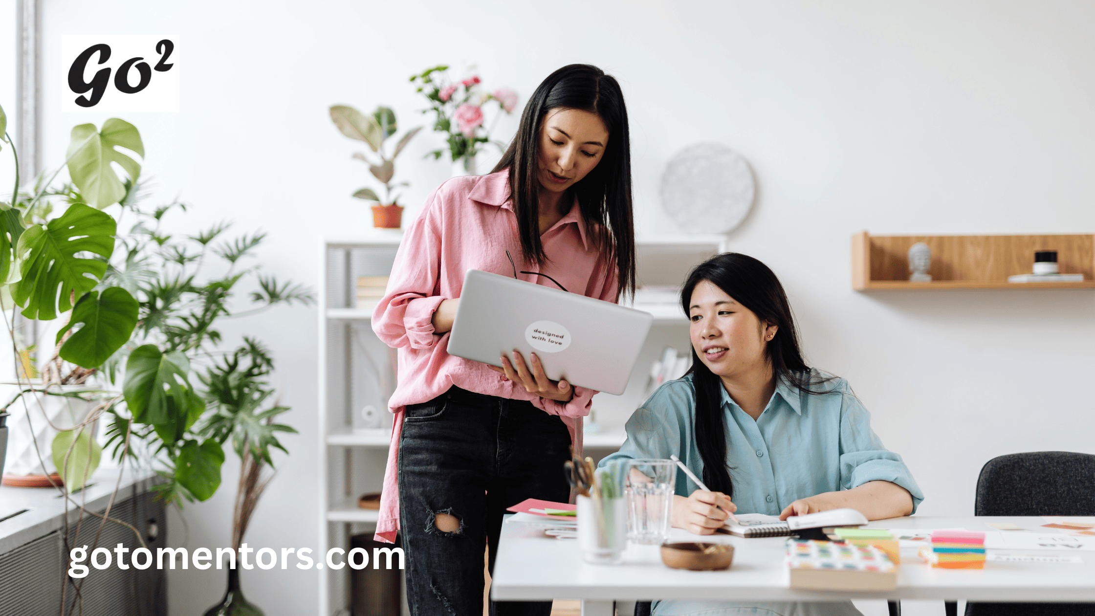 Online Mentoring Platforms for Students: Bridging the Gap Between Education and Career